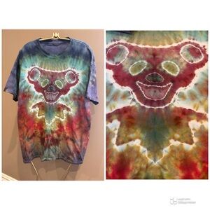 Grateful Dead "Dancing Bear" tie-dye t-shirt